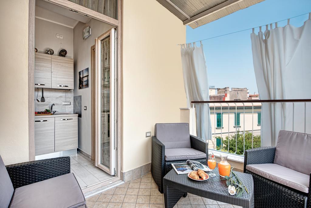 Ferienwohnung Giggino'S Flat - Live Like A Local Neapel Exterior foto